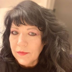 Meet your Posher, Janet